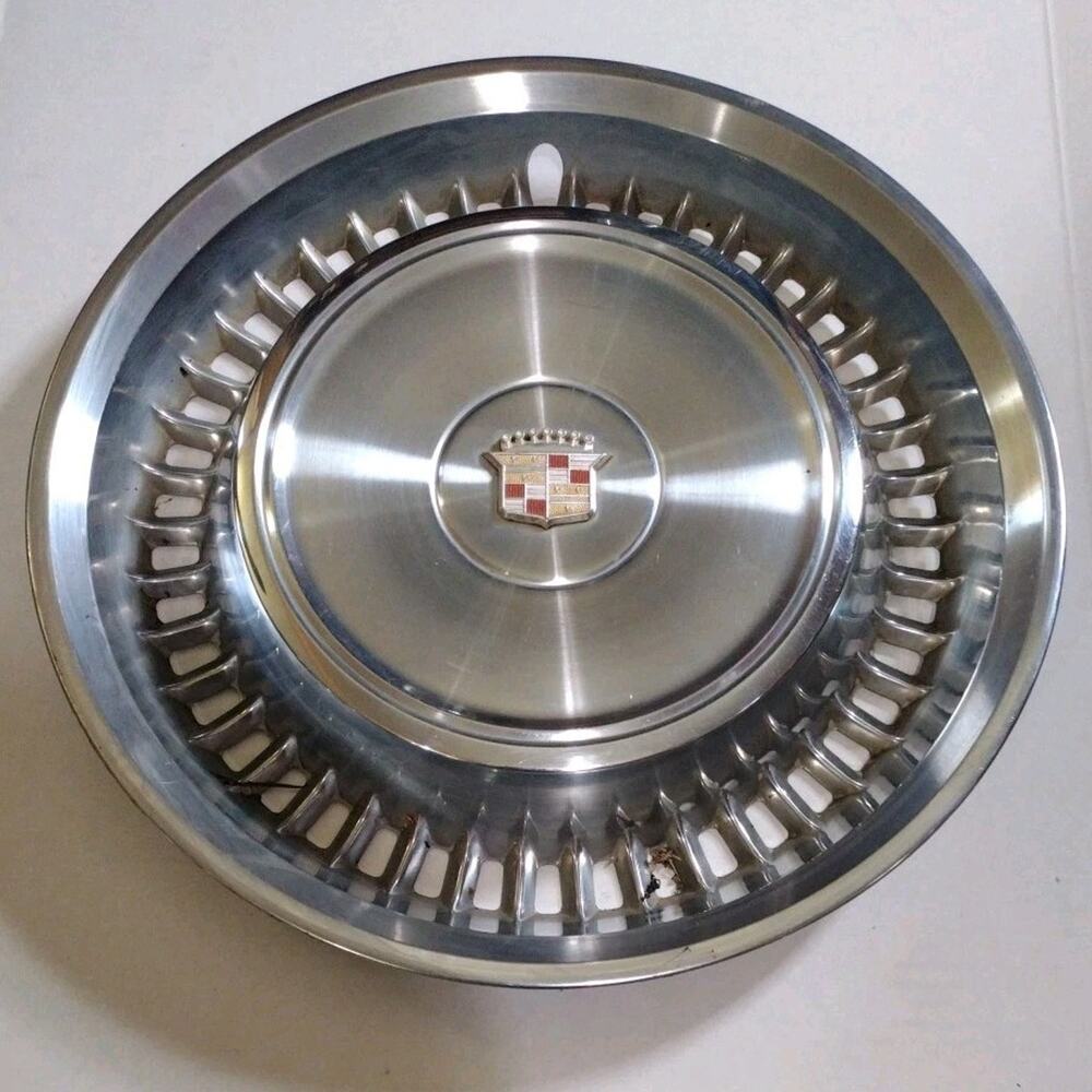 1971 1972 CADILLAC Wheel Cover Hubcaps OEM SET 71 72
